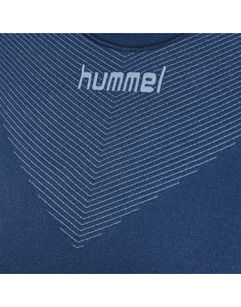 HUMMEL FIRST SEAMLESS JERSEY L/S W / Nahtlose Verarbeitung und körperbetontes Design